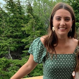 Meet your Posher, Emily